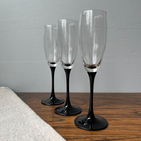 Luminarc Black Stem 3 Champagne Flute Wine Glasses 8.5" - Picture 2 of 12